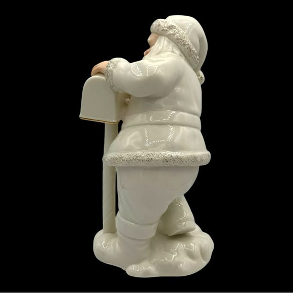 NEW Vtg 2007 Lenox ‘Santa Last Minute Lists’ Porcelain Figurine w/Giftbox - Picture 7 of 11